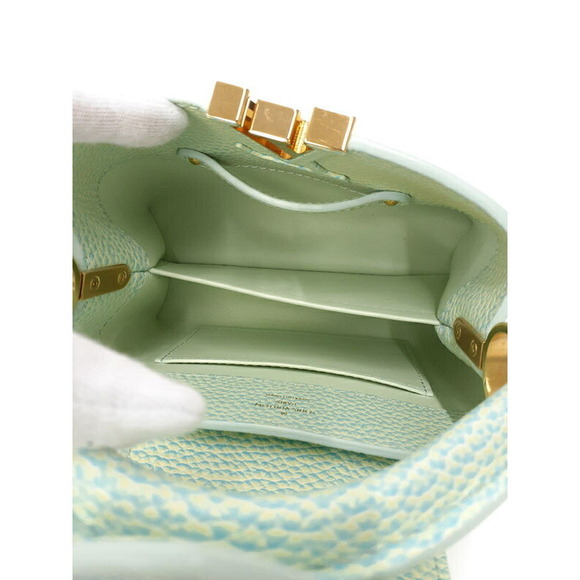 Louis Vuitton Capucines Bag - Picture 3 of 9